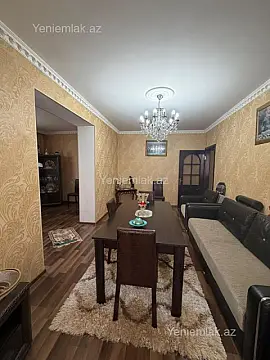 Satılır 5 otaqlı köhnə tikili 120 m²