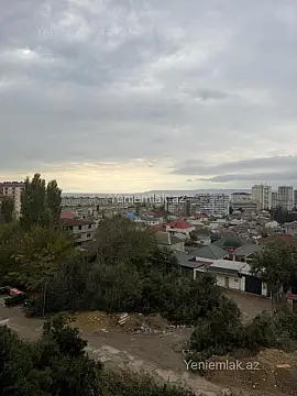 Satılır 5 otaqlı köhnə tikili 120 m²