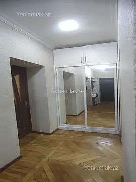 Satılır 3 otaqlı köhnə tikili 70 m²