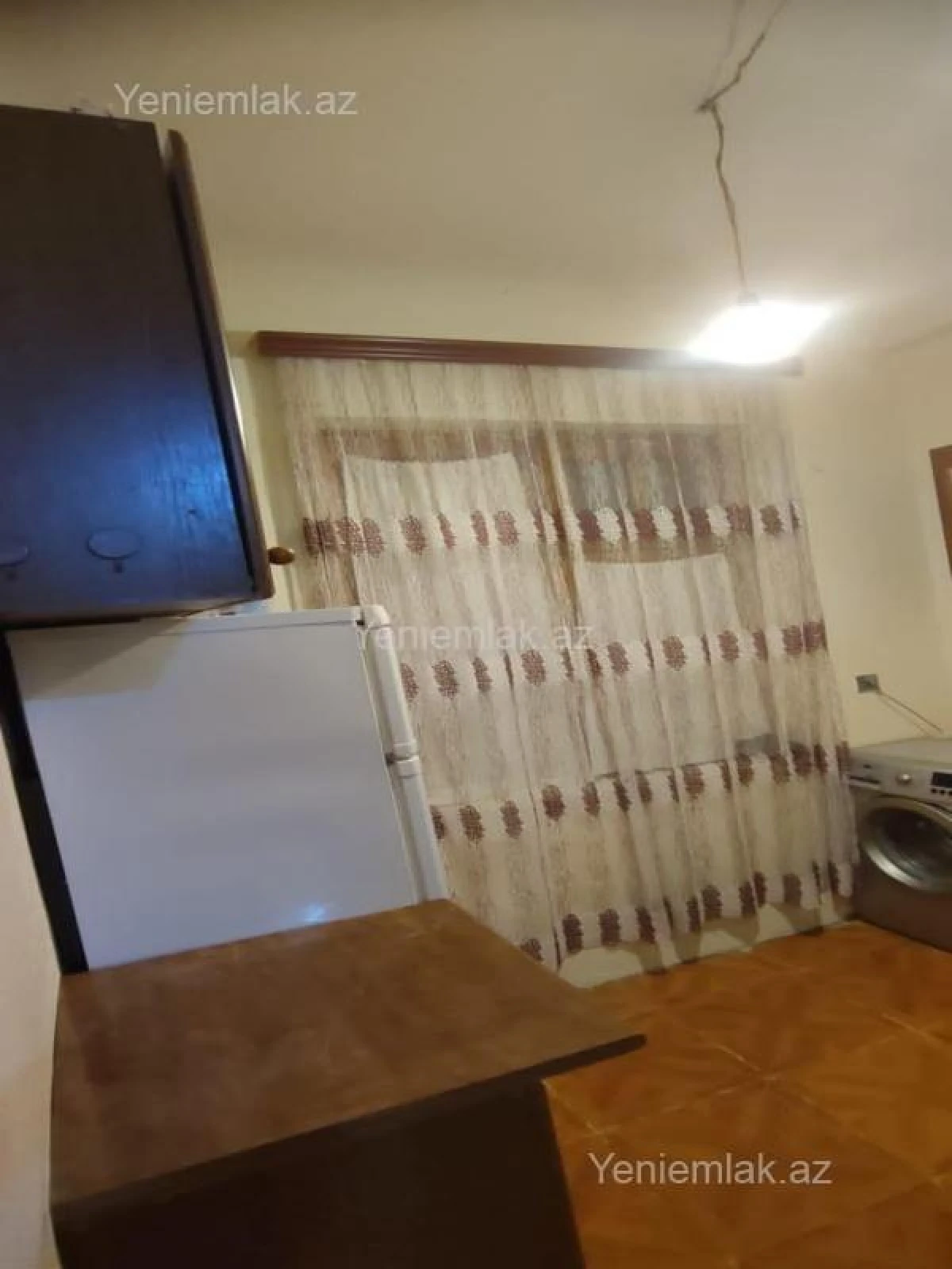 Satılır 3 otaqlı köhnə tikili 70 m²