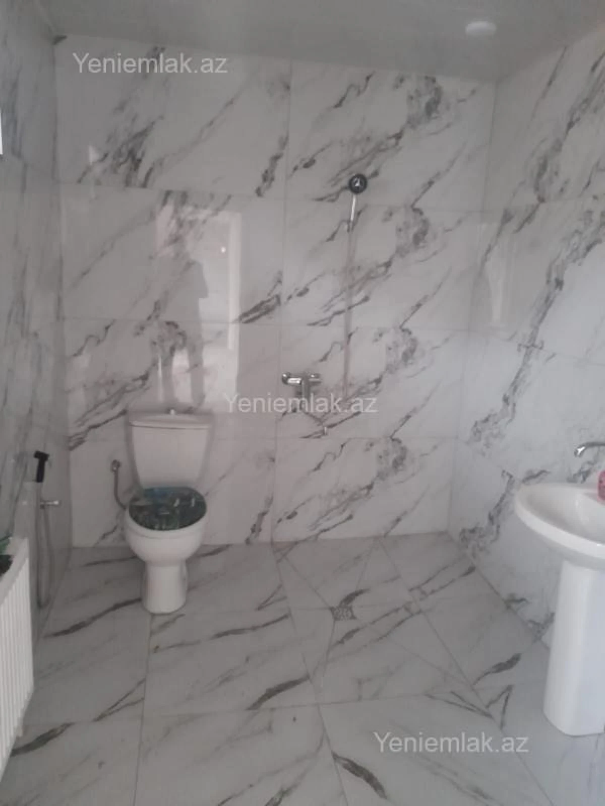 Satılır 3 otaqlı həyət evi 120 m²