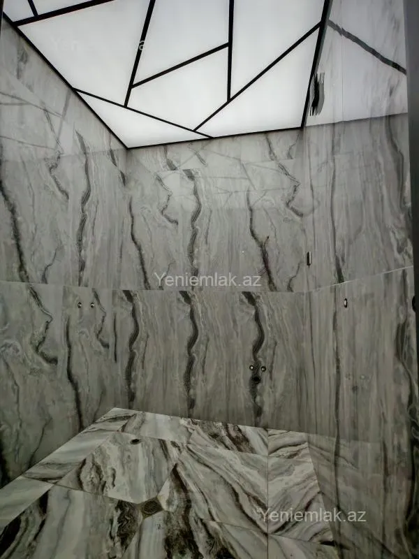 Satılır 3 otaqlı yeni tikili 85 m²