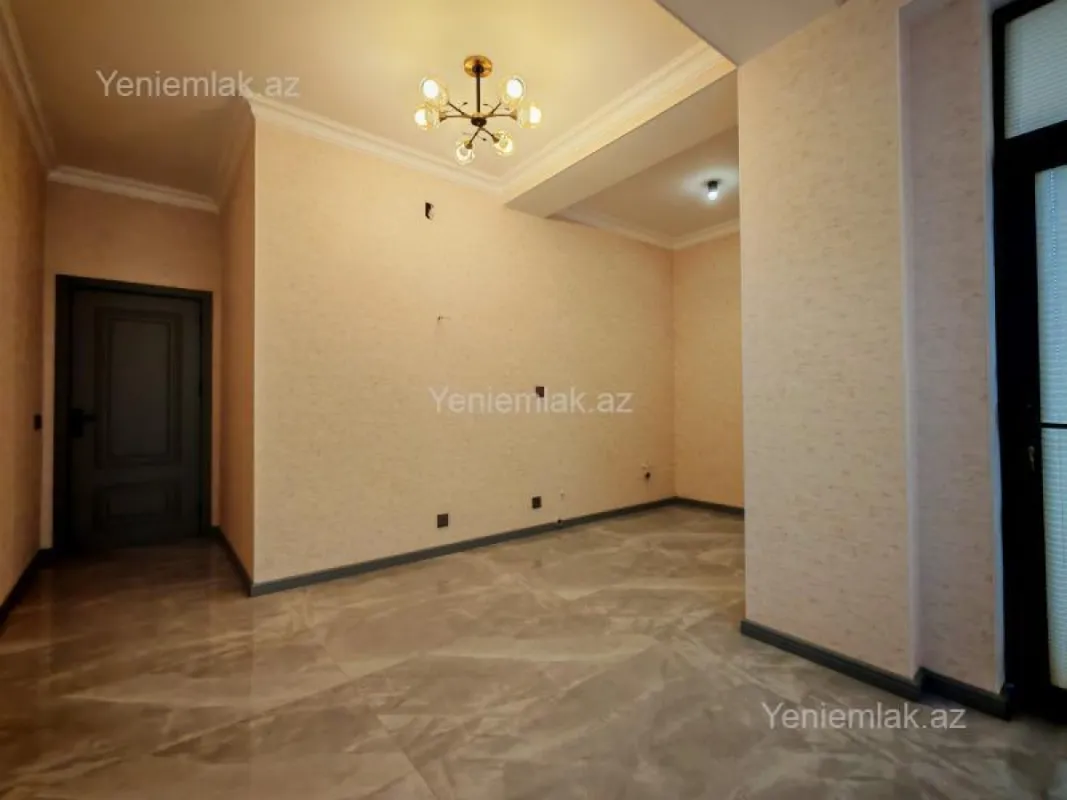 Satılır 3 otaqlı yeni tikili 85 m²