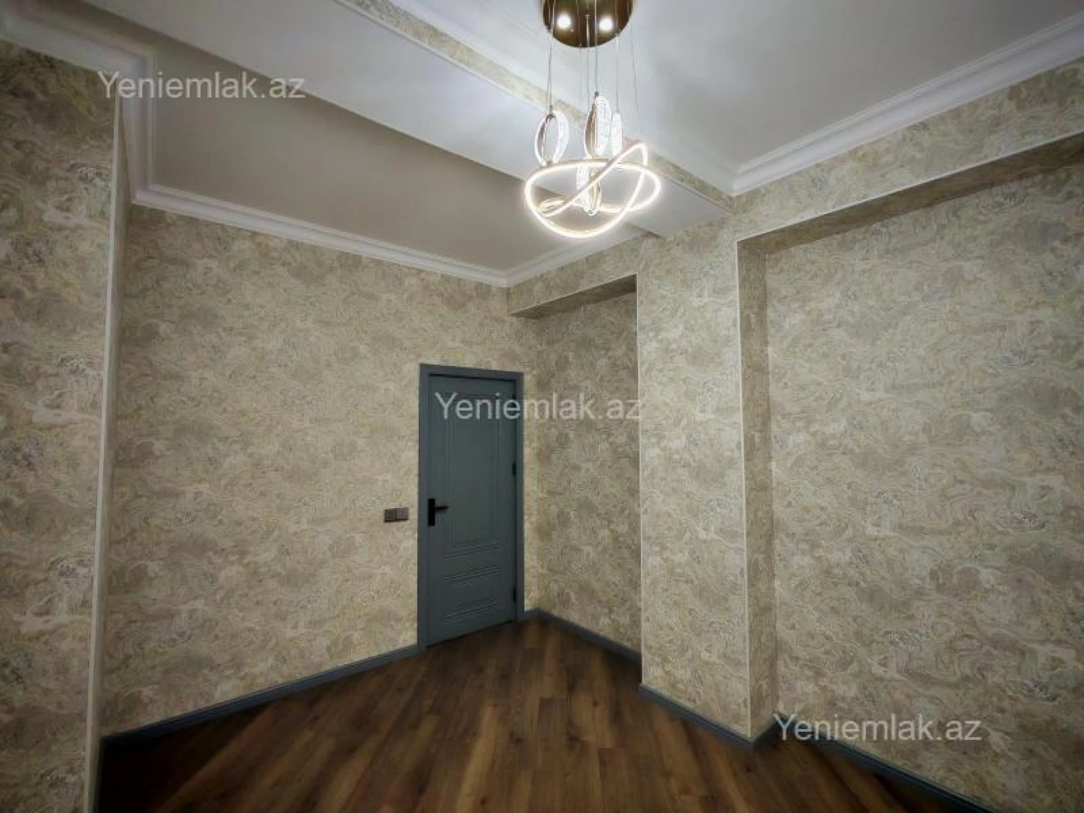 Satılır 3 otaqlı yeni tikili 85 m²