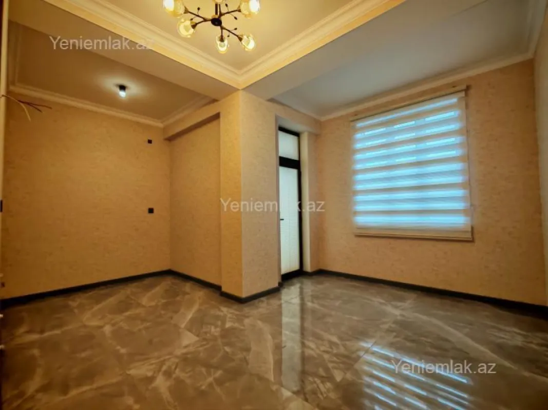 Satılır 3 otaqlı yeni tikili 85 m²