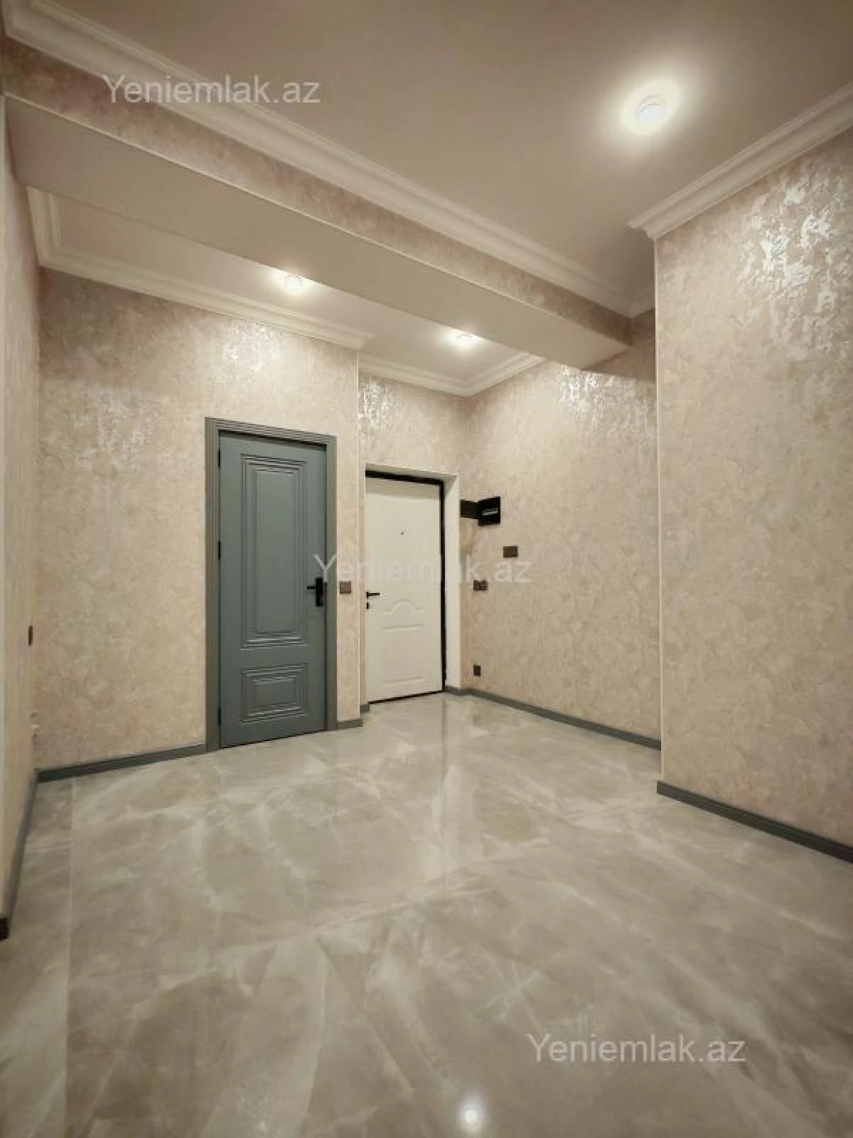 Satılır 3 otaqlı yeni tikili 85 m²