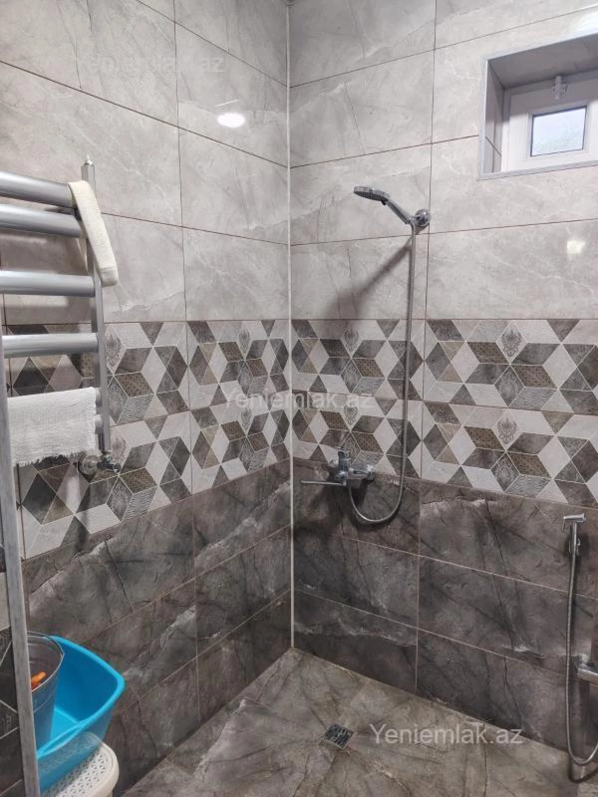 Satılır 3 otaqlı həyət evi 100 m²