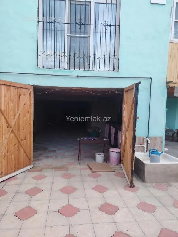 Satılır 3 otaqlı həyət evi 100 m²