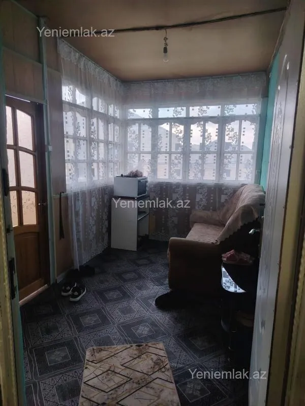 Satılır 3 otaqlı həyət evi 100 m²