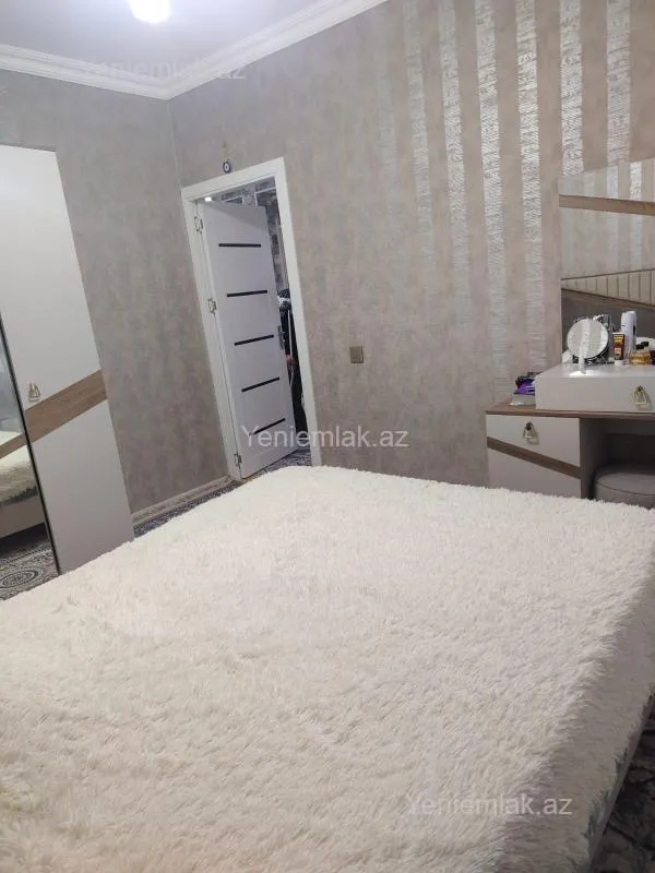 Satılır 3 otaqlı həyət evi 100 m²