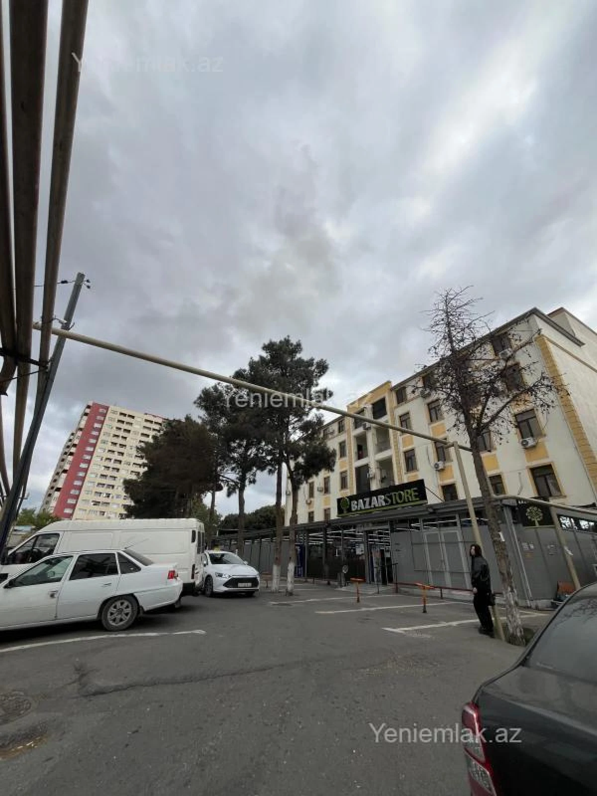 Satılır 3 otaqlı yeni tikili 75 m²