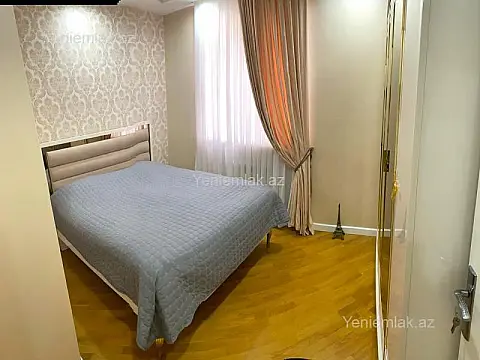 Satılır 3 otaqlı köhnə tikili 70 m²