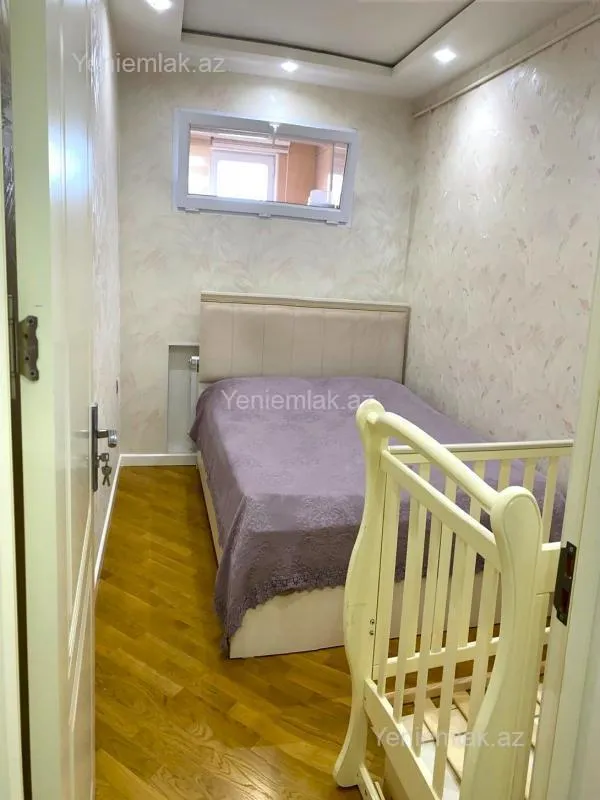 Satılır 3 otaqlı köhnə tikili 70 m²