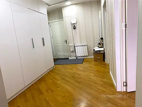 Satılır 3 otaqlı köhnə tikili 70 m²