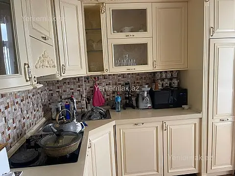 Satılır 3 otaqlı yeni tikili 96 m²