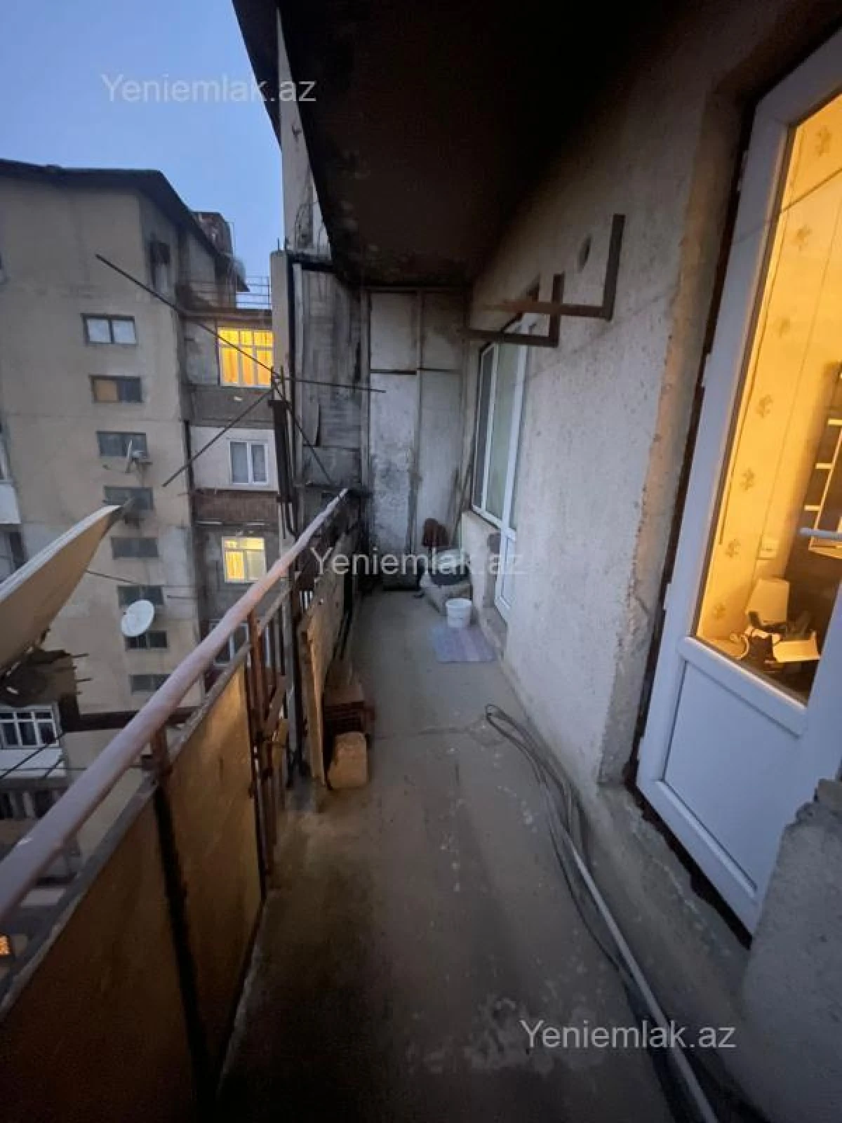 Satılır 3 otaqlı köhnə tikili 80 m²