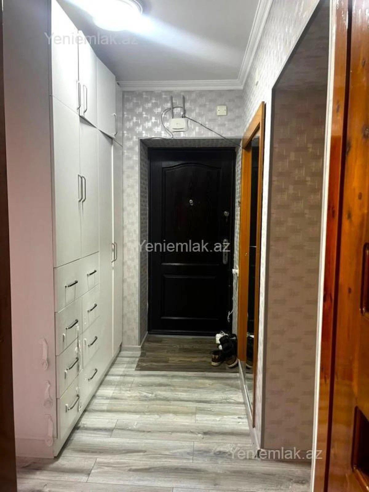 Satılır 3 otaqlı köhnə tikili 78 m²