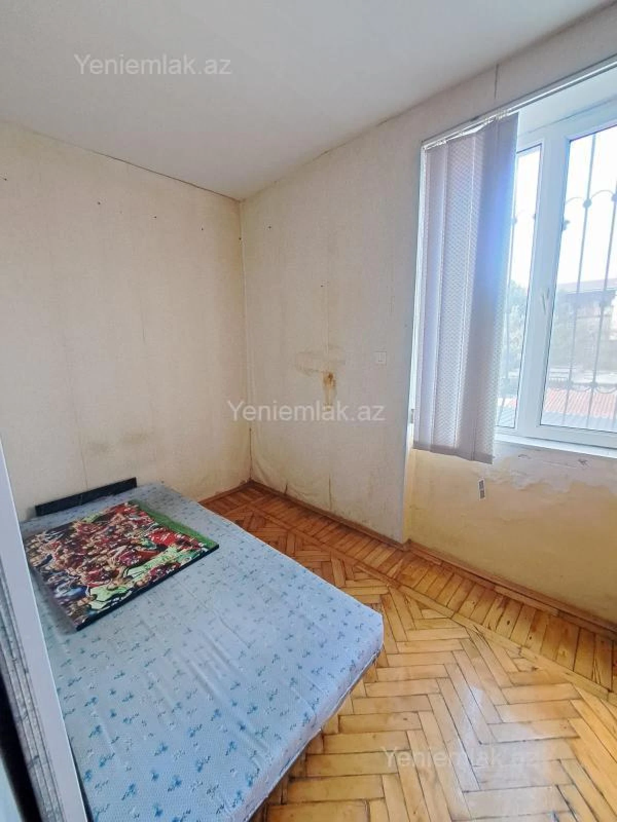 Satılır 1 otaqlı köhnə tikili 36 m²