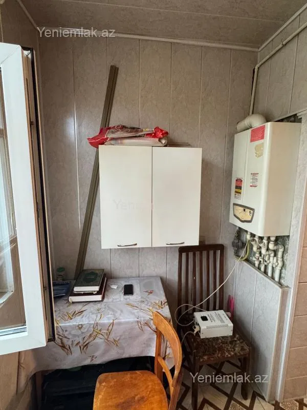Satılır 2 otaqlı köhnə tikili 47 m²