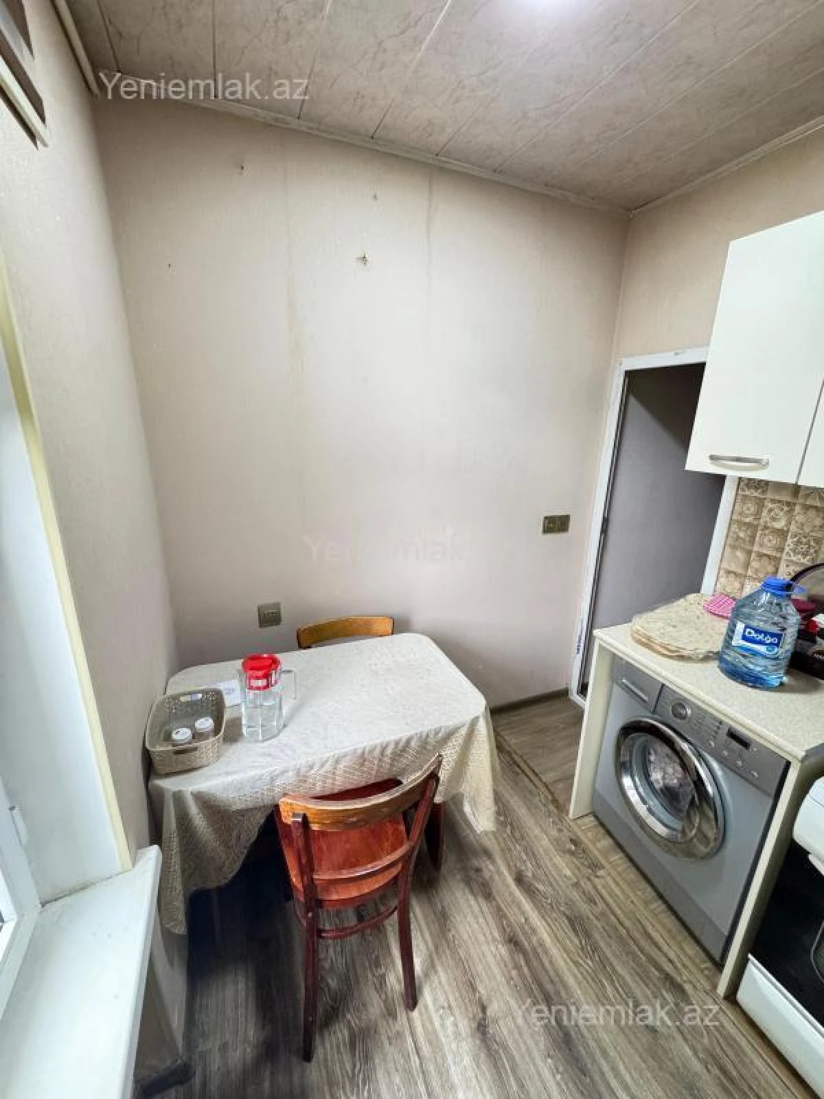 Satılır 2 otaqlı köhnə tikili 47 m²