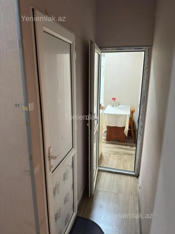 Satılır 2 otaqlı köhnə tikili 47 m²