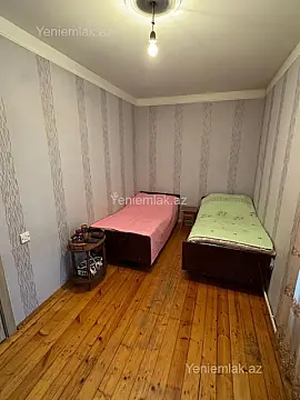 Satılır 2 otaqlı köhnə tikili 47 m²