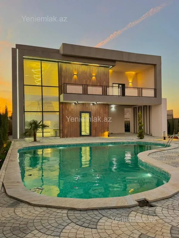 Satılır 6 otaqlı həyət evi 350 m²