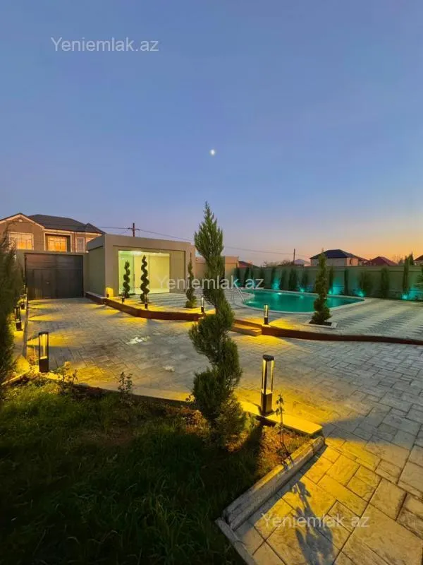Satılır 6 otaqlı həyət evi 350 m²