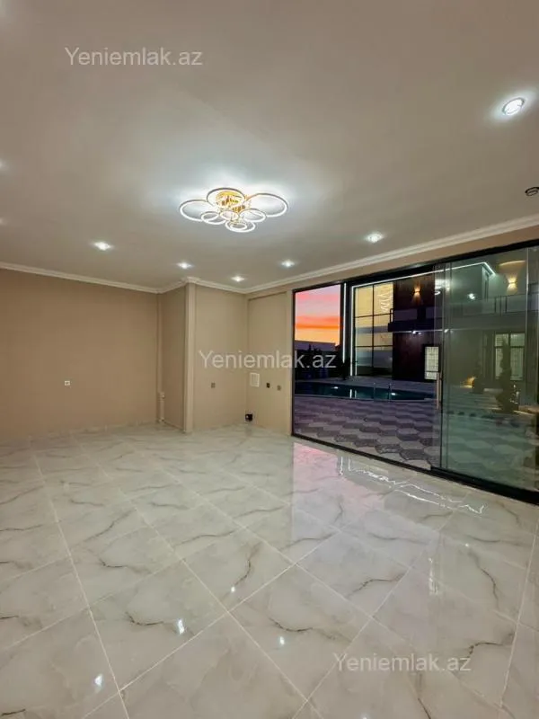 Satılır 6 otaqlı həyət evi 350 m²