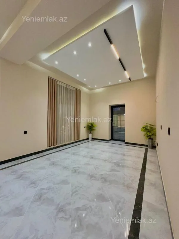 Satılır 6 otaqlı həyət evi 350 m²