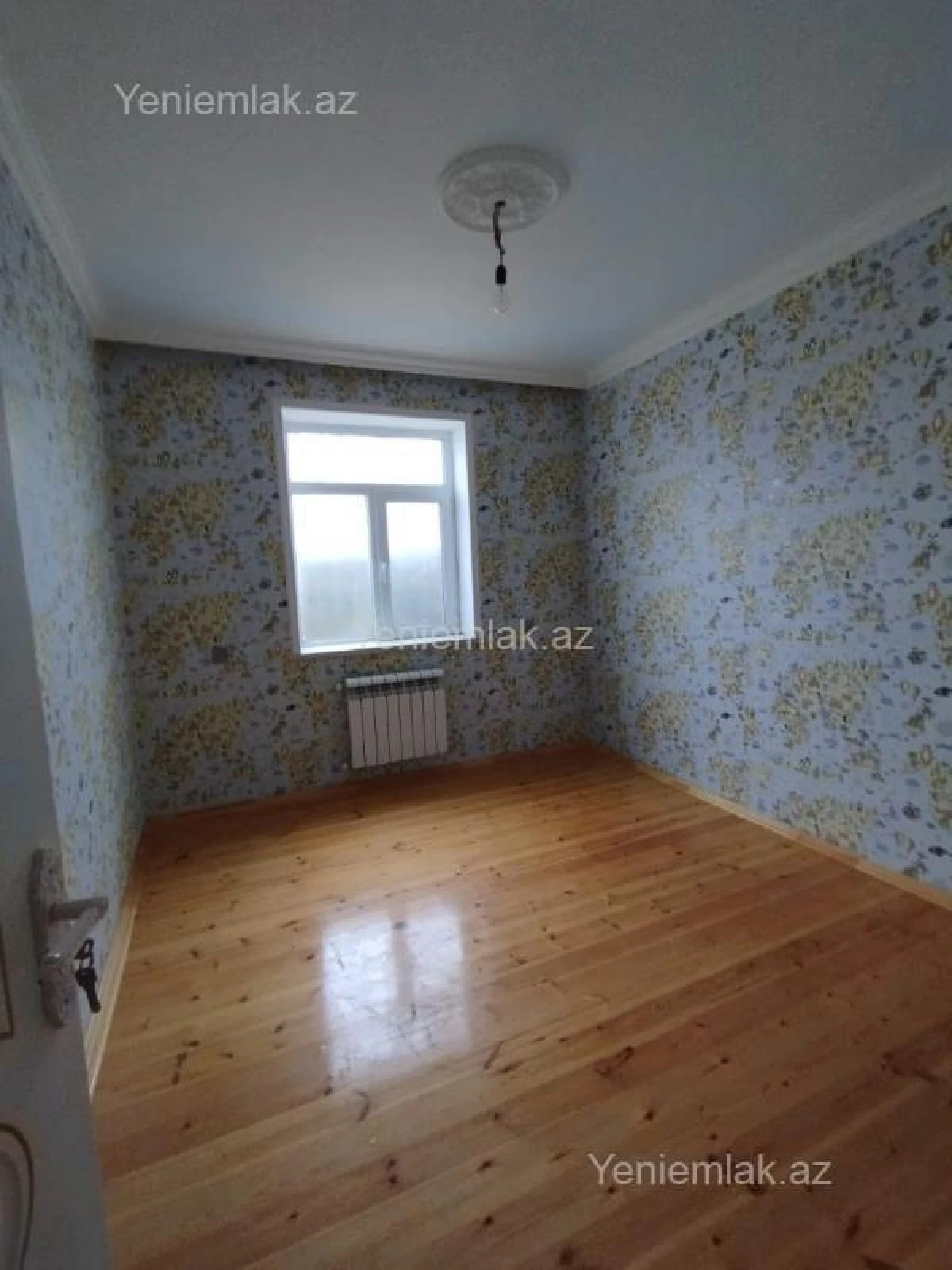 Satılır 4 otaqlı həyət evi 100 m²