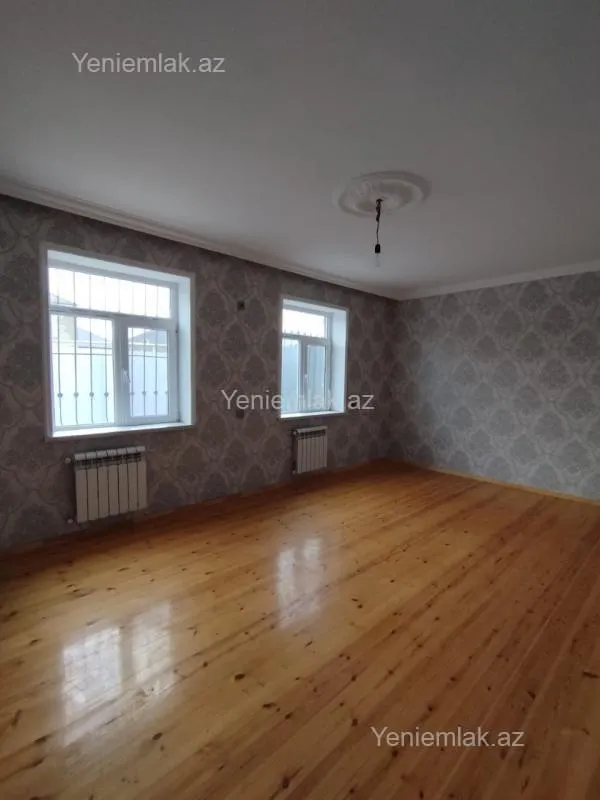 Satılır 4 otaqlı həyət evi 100 m²