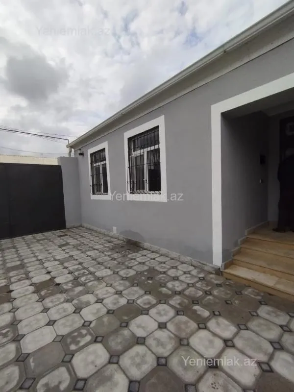 Satılır 4 otaqlı həyət evi 100 m²
