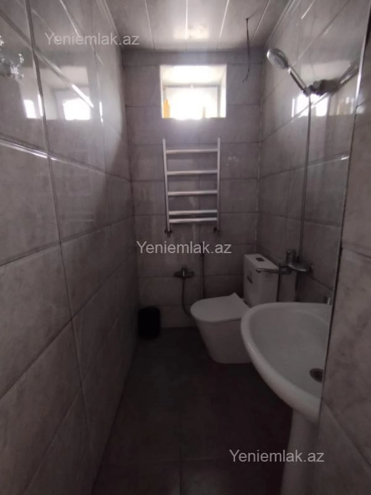 Satılır 4 otaqlı həyət evi 100 m²