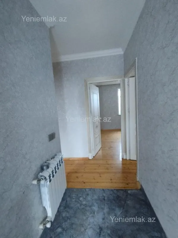 Satılır 4 otaqlı həyət evi 100 m²