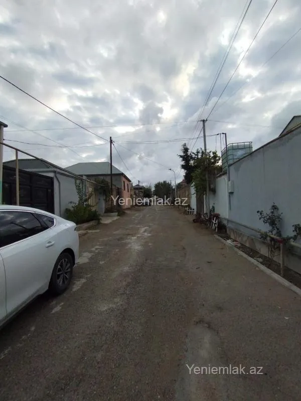 Satılır 4 otaqlı həyət evi 100 m²