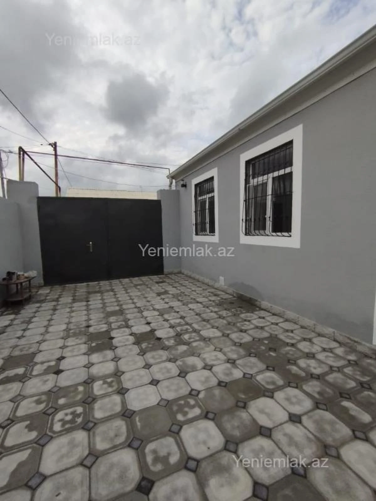 Satılır 4 otaqlı həyət evi 100 m²
