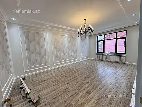 Satılır 4 otaqlı həyət evi 200 m²