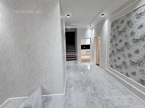 Satılır 4 otaqlı həyət evi 200 m²