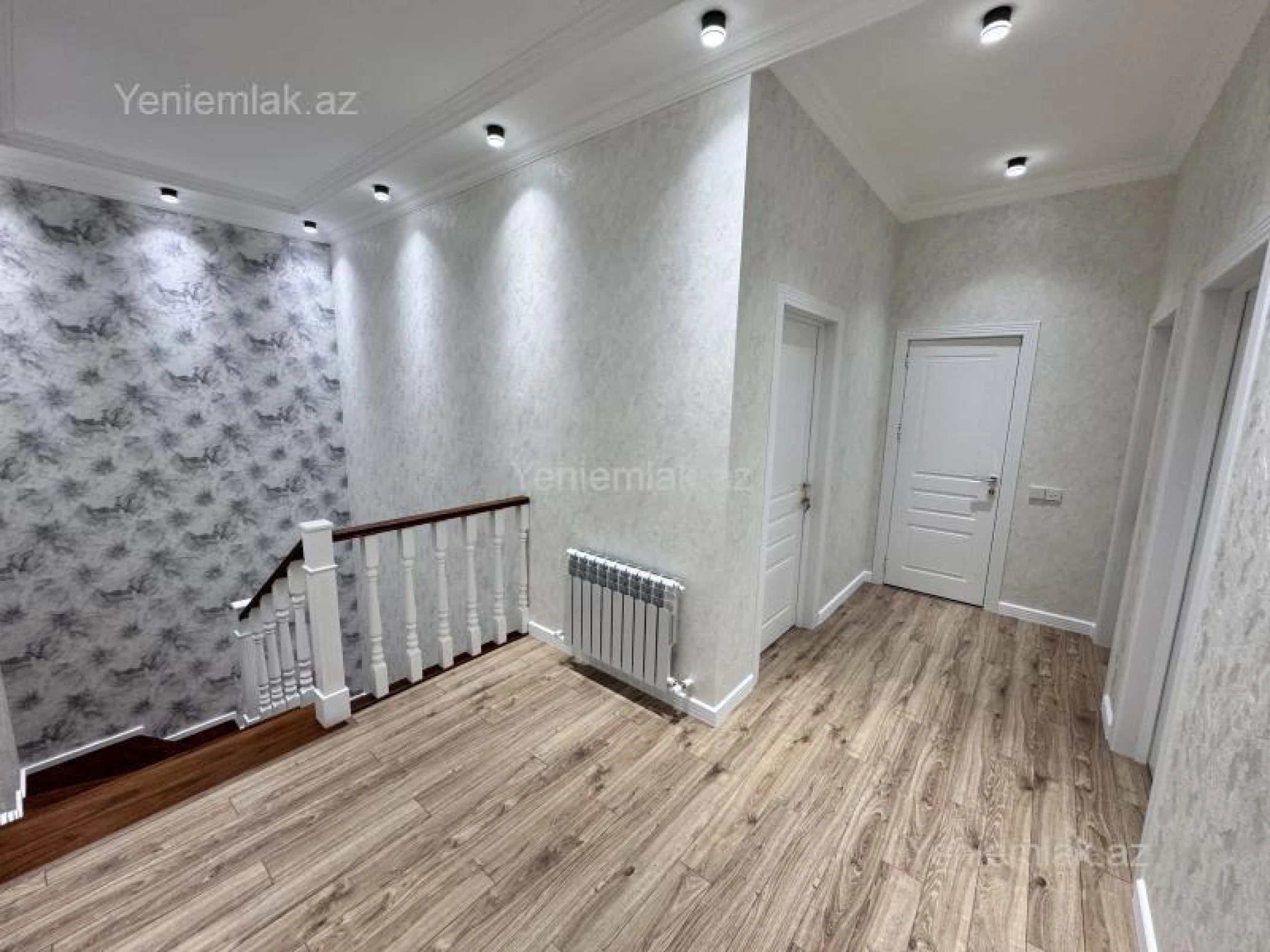 Satılır 4 otaqlı həyət evi 200 m²