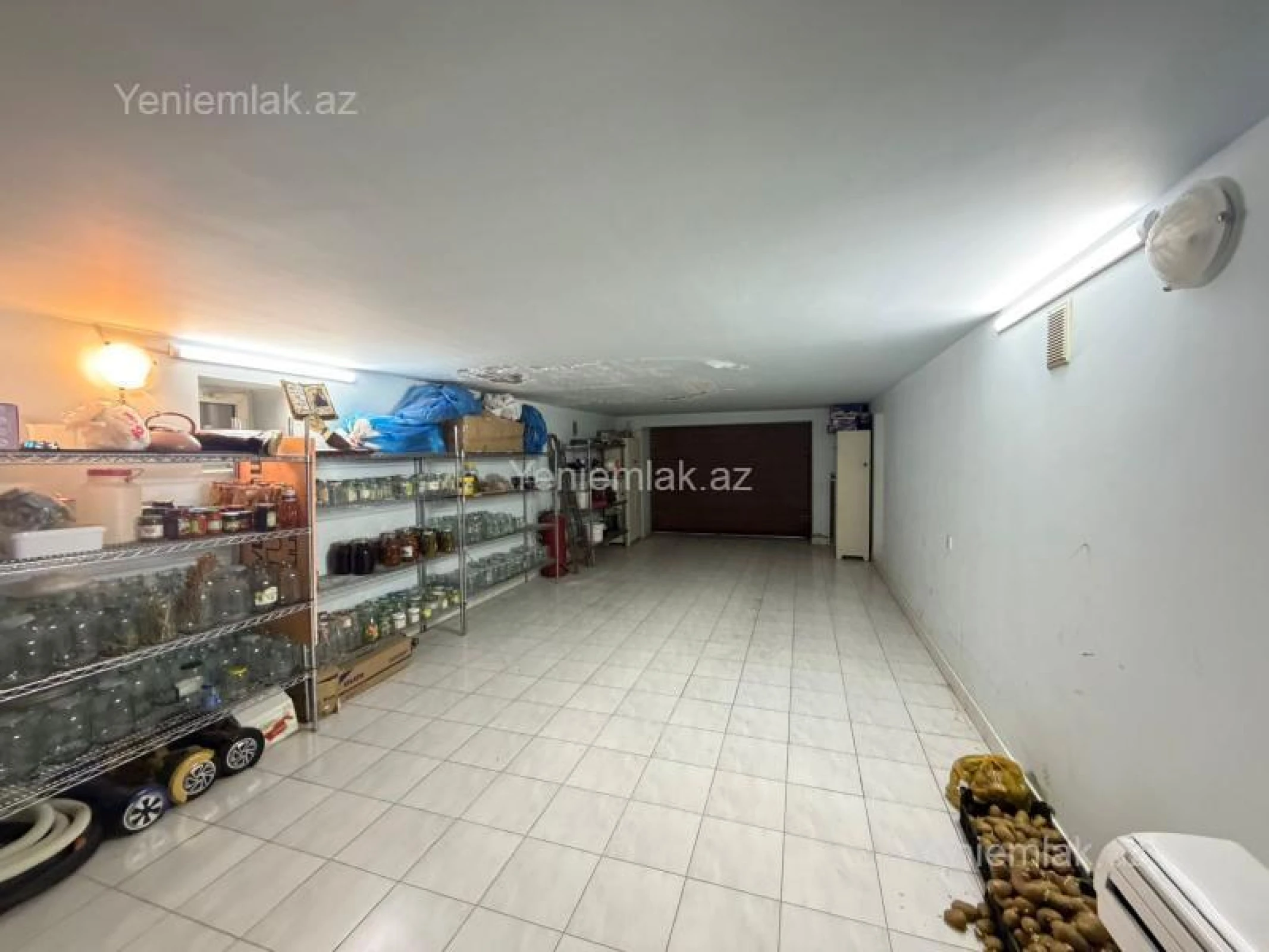 Satılır 9 otaqlı həyət evi 360 m²