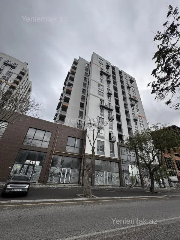 Satılır 2 otaqlı yeni tikili 76 m²