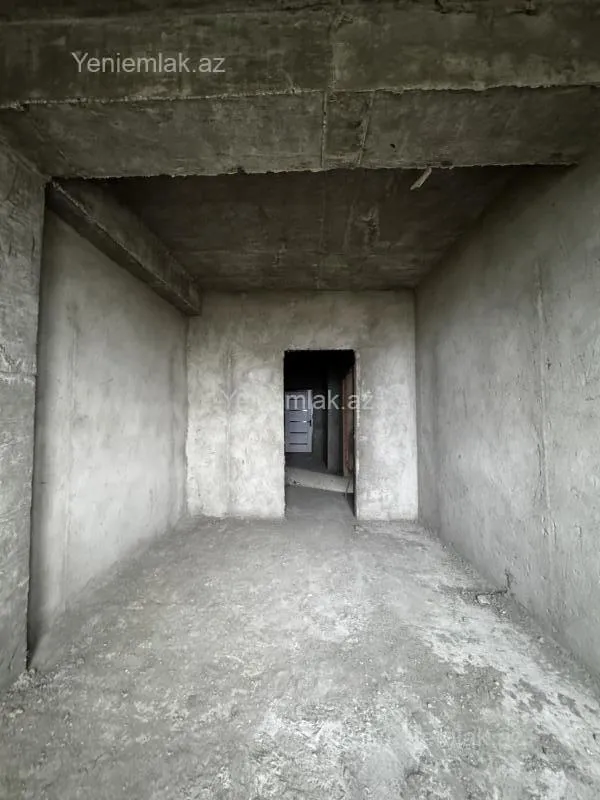 Satılır 2 otaqlı yeni tikili 76 m²