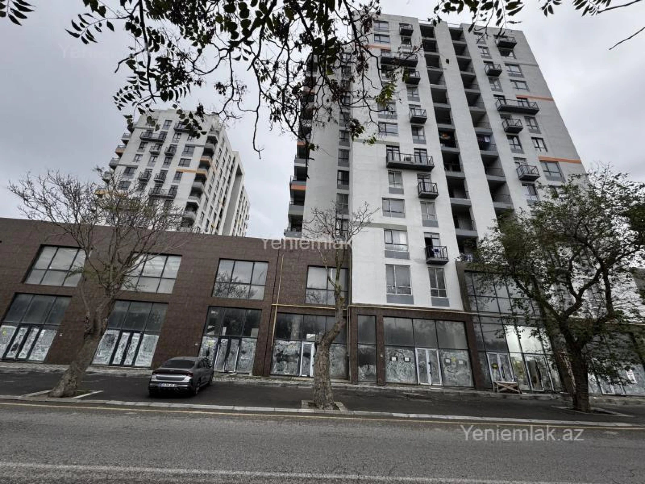 Satılır 2 otaqlı yeni tikili 76 m²