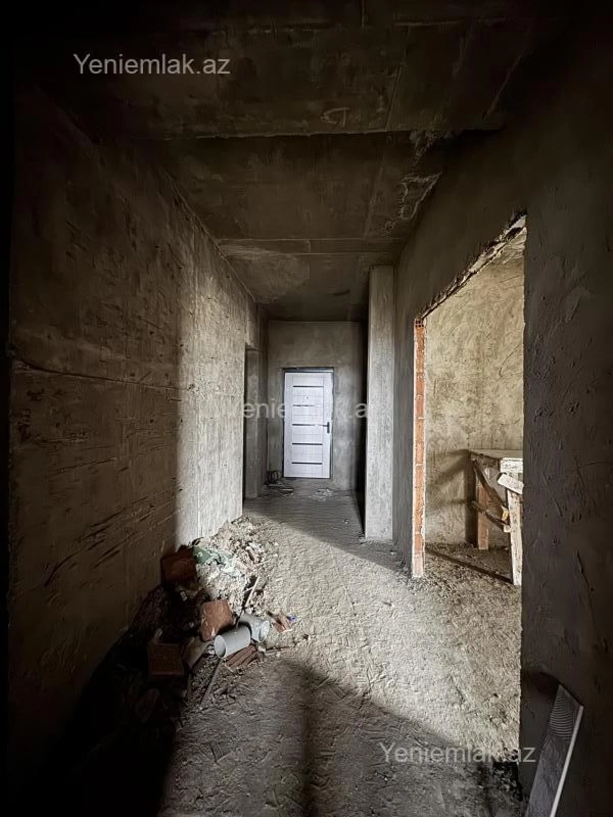 Satılır 2 otaqlı yeni tikili 76 m²