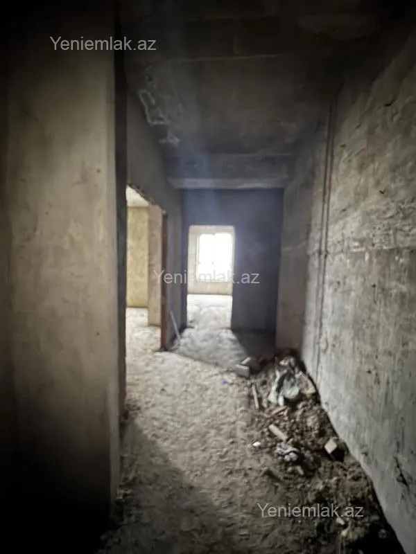 Satılır 2 otaqlı yeni tikili 76 m²