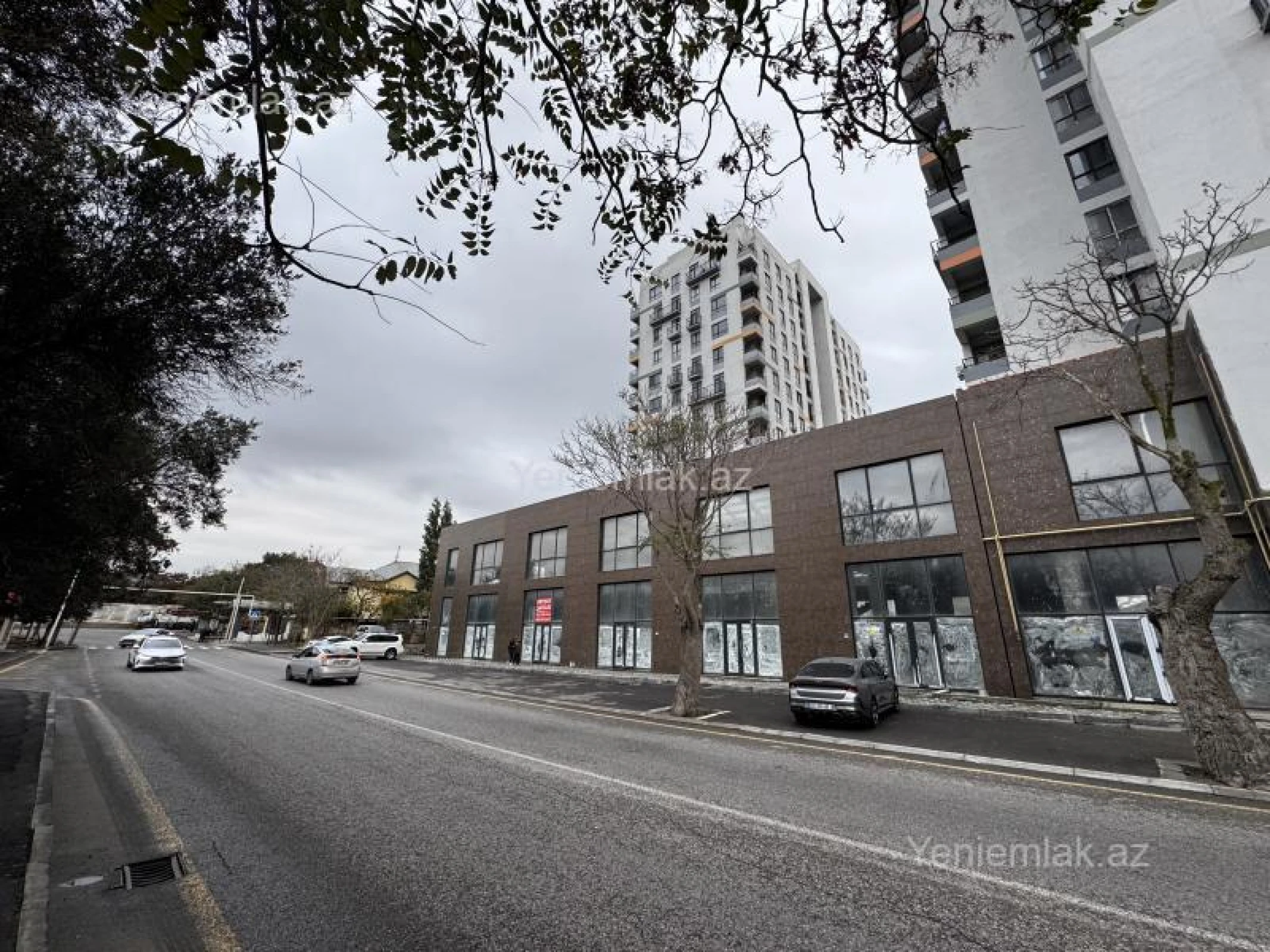 Satılır 2 otaqlı yeni tikili 76 m²