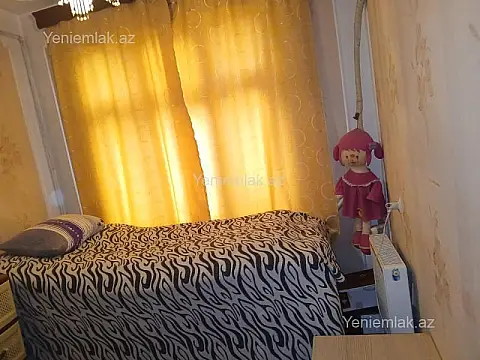 Satılır 1 otaqlı köhnə tikili 33 m²