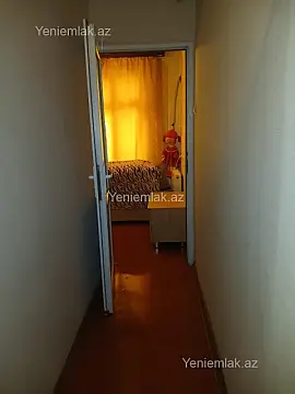 Satılır 1 otaqlı köhnə tikili 33 m²