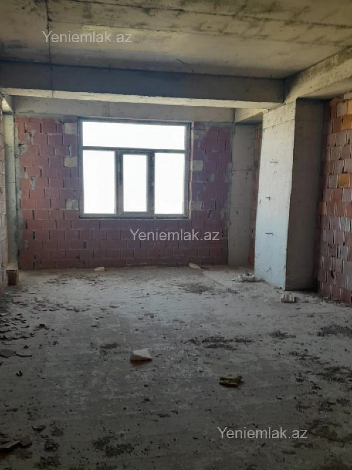 Satılır 2 otaqlı yeni tikili 82 m²